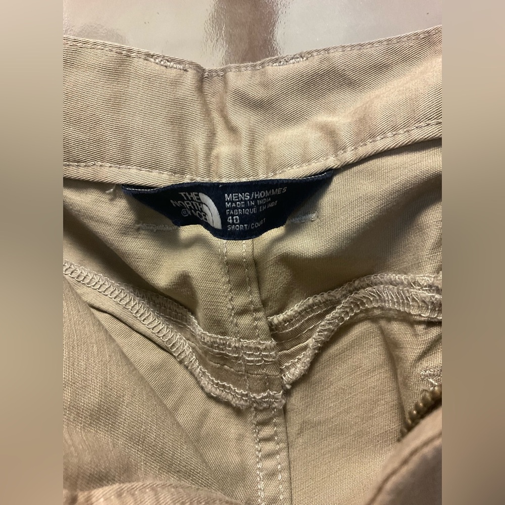 North Face khaki colored pant - Picture 3 of 8